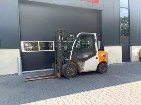 Wózki widłowe diesel 2020  Still RC42-50 (1)