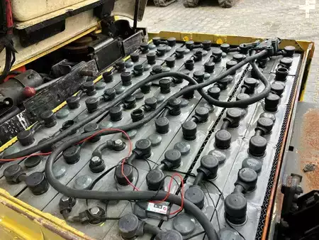 Elektrisk- 4 hjul 1999  Hyster J2.50XM (12)