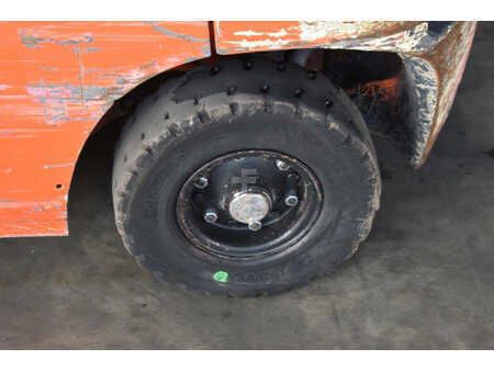 Carretilla elevadora GLP 2011  Toyota 42-7FGF25 (14)
