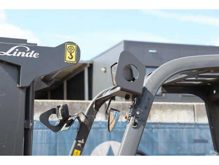 Carrelli elettrici 4 ruote 2019  Linde E16C (13)