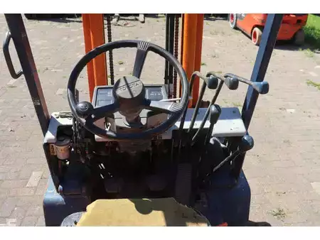 Empilhador a gás 1987  Toyota 5FG18 (21)