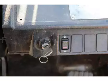 Gasoltruck 1999  Toyota 42-7FGF15 (33)