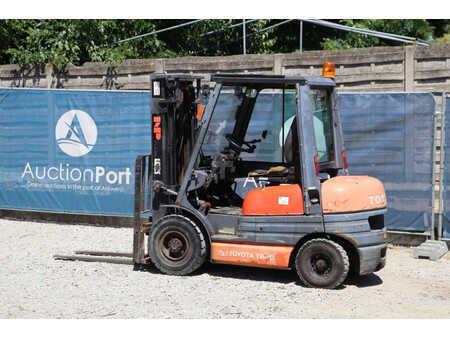 Diesel truck 1997  Toyota 62-6FDF25 (3)