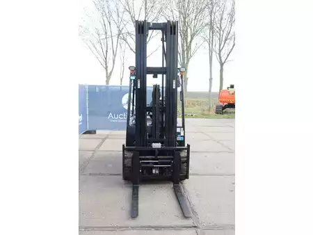 4-wiel elektrische heftrucks 2021  Doosan B35X-7 (8)