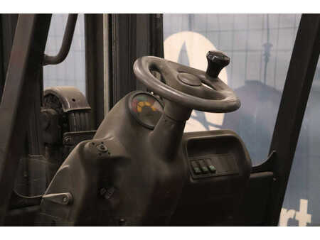Carretilla elevadora GLP 1998  Linde H30T-03 (21)