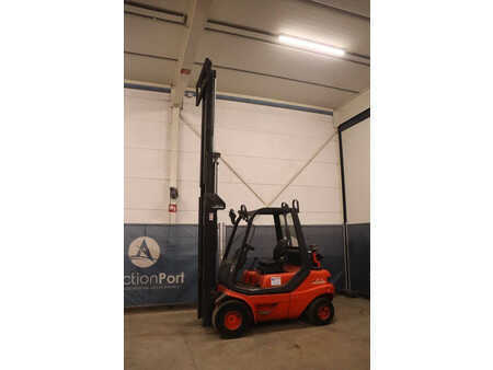 Carretilla elevadora GLP 1998  Linde H30T-03 (30)