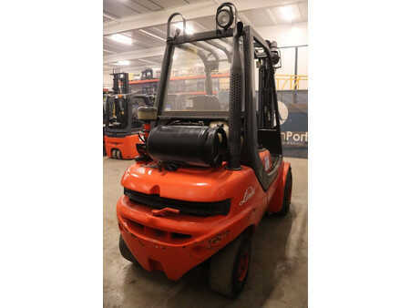 Carretilla elevadora GLP 1998  Linde H30T-03 (5)
