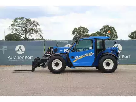 Telescopic forklift rigid 2019  New Holland LM628 (2)