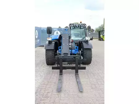 Telescopic forklift rigid 2019  New Holland LM628 (8)