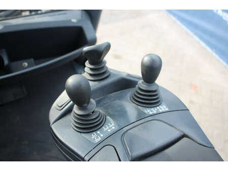 Diesel truck 2014  Fenwick H30D-02 (26)