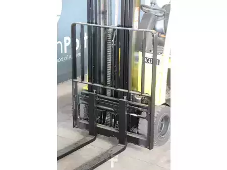 Electric - 4 wheels 2012  Hyster J1.8XNT (10)