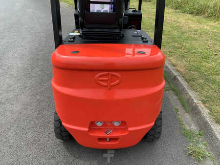 Electric - 4 wheels 2024  EP Equipment EFL252X (9)