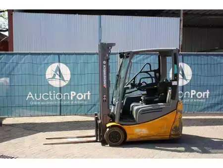 Elektro čtyřkolový VZV 2018  Jungheinrich EFG 216k (1)