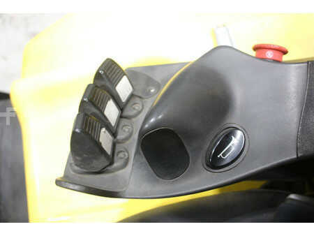 Sähkö - 4 pyör 2014  Hyster J4.5XN (25)