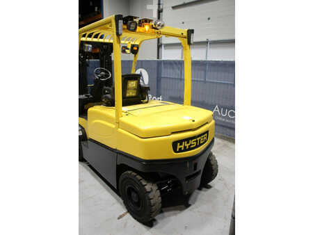 Sähkö - 4 pyör 2014  Hyster J4.5XN (4)
