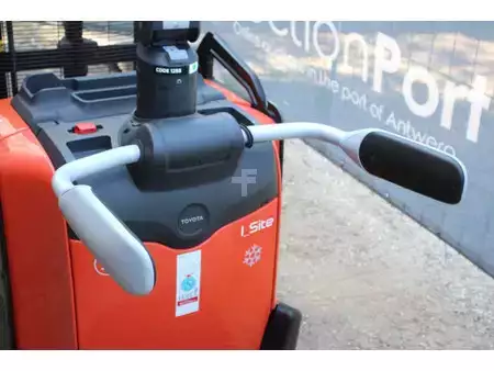 Stacker pedestre 2018  Toyota SPE200D (20)