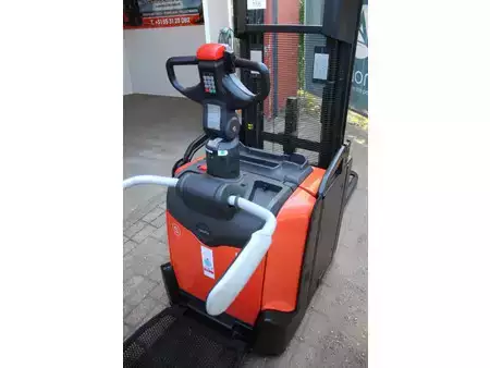 Stacker pedestre 2018  Toyota SPE200D (5)