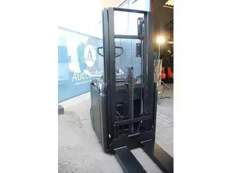Stacker pedestre 2018  Toyota SPE200D (6)