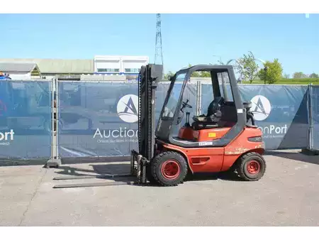 Diesel Forklifts 1990  Linde H25D (1)
