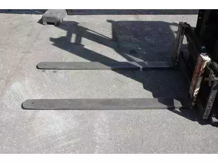Diesel Forklifts 1990  Linde H25D (11)