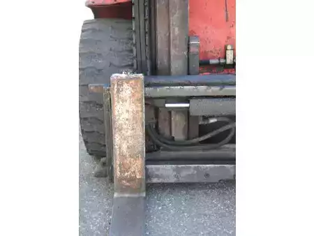 Diesel Forklifts 1990  Linde H25D (12)