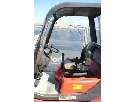 Diesel Forklifts 1990  Linde H25D (18)