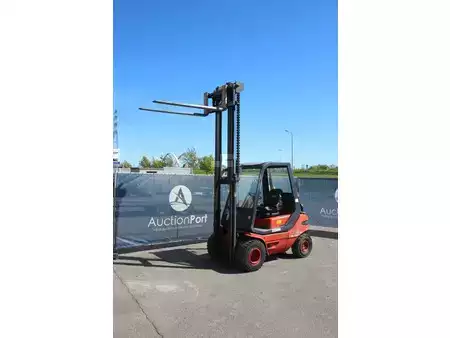 Diesel Forklifts 1990  Linde H25D (25)