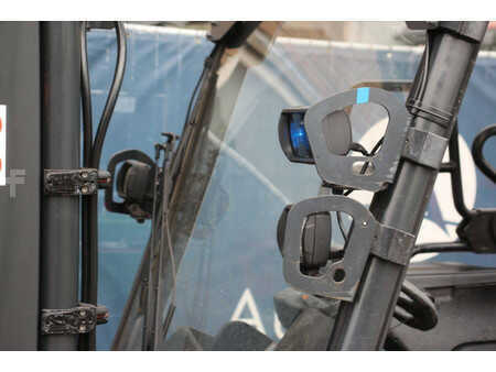 Sähkö - 4 pyör 2020  Linde E25L-01 (12)