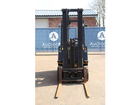 Chariots élévateurs GPL 2001  Yale GLP16AF2026 (9)