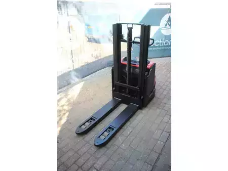 Stacker pedestre 2023  Toyota SWE200D (8)