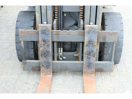 Sähkö - 4 pyör - Nissan 30 (11)