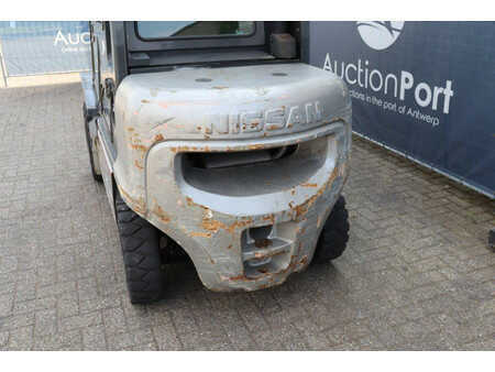 Sähkö - 4 pyör - Nissan 30 (16)