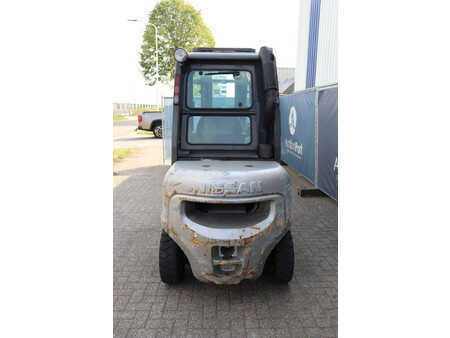 Sähkö - 4 pyör - Nissan 30 (5)