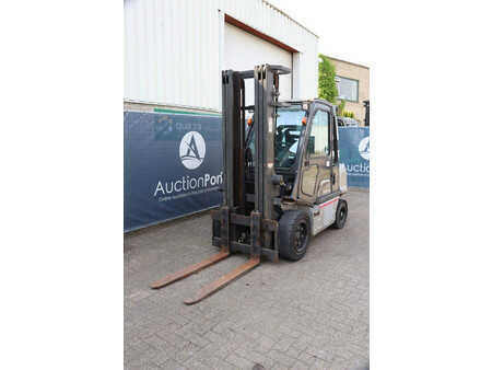 Sähkö - 4 pyör - Nissan 30 (9)