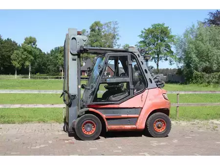 Carretilla elevadora GLP 2011  Linde H60T-01 (1)