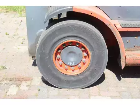 Carretilla elevadora GLP 2011  Linde H60T-01 (15)