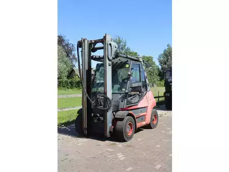 Carretilla elevadora GLP 2011  Linde H60T-01 (9)