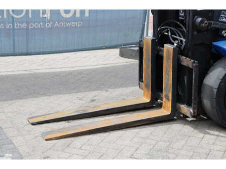 Carretilla elevadora diésel 2001  CAT Lift Trucks DP35K (10)