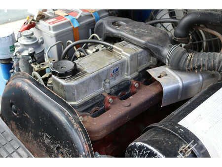 Carretilla elevadora diésel 2001  CAT Lift Trucks DP35K (38)