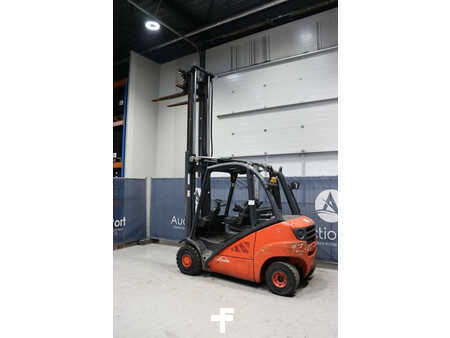 Carretilla elevadora diésel 2012  Linde H25D-01 (27)