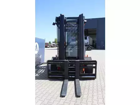 Diesel Forklifts 2003  Linde H60D-02 (8)
