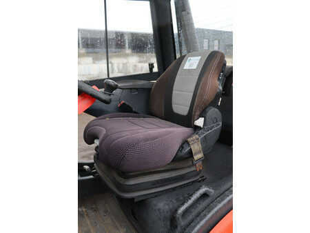 Gázüzemű targoncák 2020  Linde H35T-01 (21)