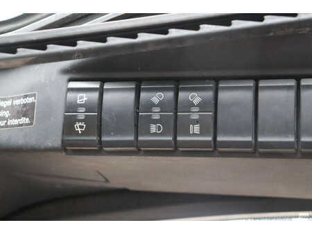 Gázüzemű targoncák 2020  Linde H35T-01 (27)