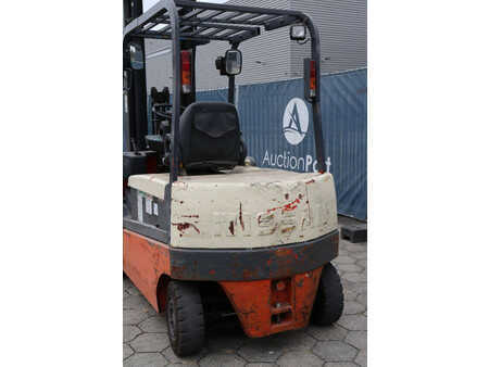 Elektro 4 Rad 2002  Nissan G002L25CU (15)