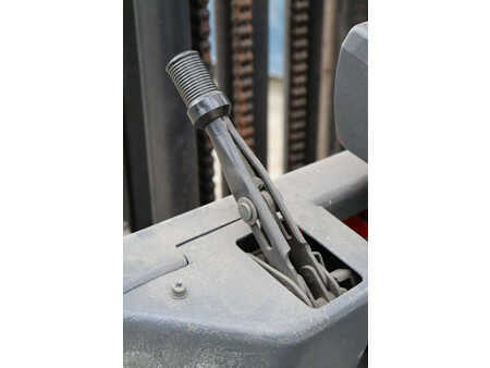 Elektro 4 Rad 2002  Nissan G002L25CU (25)