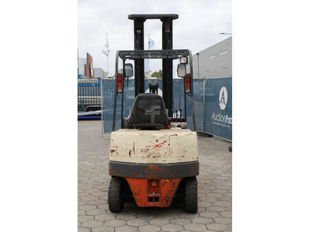 Elektro 4 Rad 2002  Nissan G002L25CU (5)