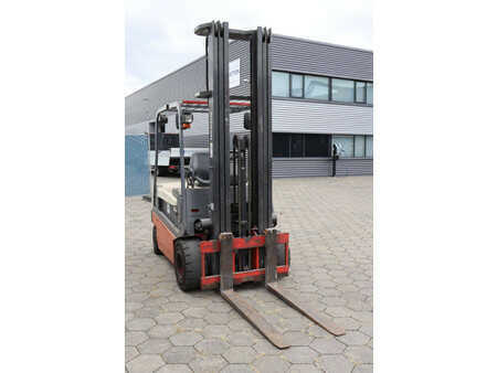 Elektro 4 Rad 2002  Nissan G002L25CU (7)