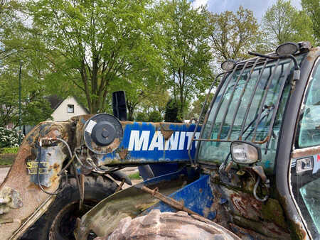 Wózki teleskopowe sztywne 2008  Manitou MLT742 (17)