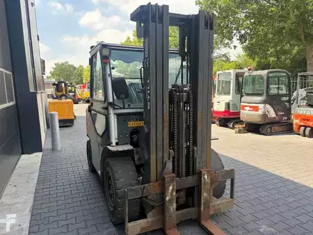 Carrelli elevatori diesel 2020  Still RC42-50 (7)