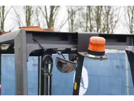 Eléctrica de 4 ruedas 2019  Linde E16C (17)